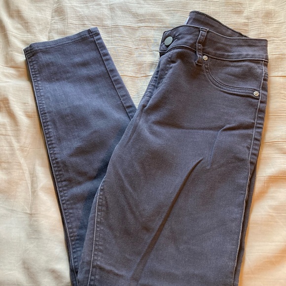 Size 12, Nygard, women’s super skinny grey pants. - Picture 3 of 4